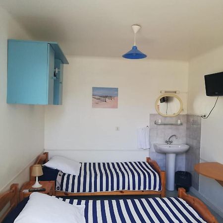 Le Breton Hotell Basse-Indre Exteriör bild
